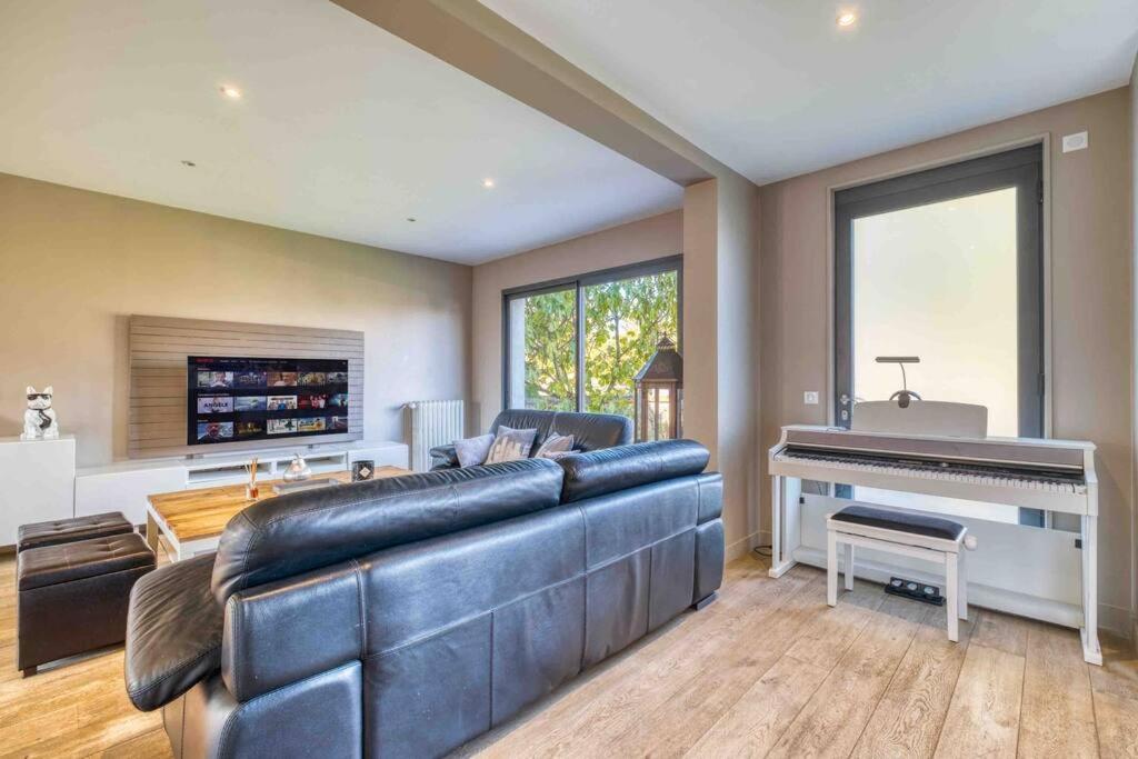 Villa Saint-Mard - King Size Bed - 10Min Aeroport Cdg 25Min Paris By Train Saint-Mard (Seine-et-Marne) Exterior foto